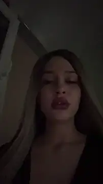 Snapshot of KikiWatson chatting on February 24, 2026, 7:48 pm KikiWatson online show from February 24, 2026, 7:48 pm