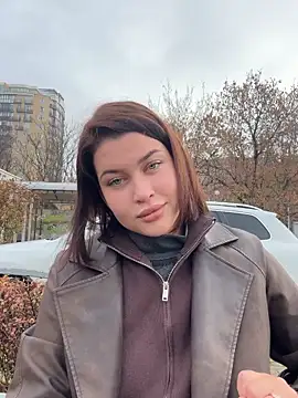 Snapshot of KikiWatson chatting on November 13, 2025, 7:12 am KikiWatson online show from November 13, 2025, 7:12 am