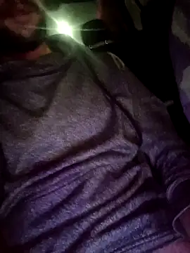 Escortfiuk online show from November 19, 2025, 11:27 pm