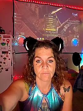 thatonespicychick online show from October 13, 2025, 3:57 pm