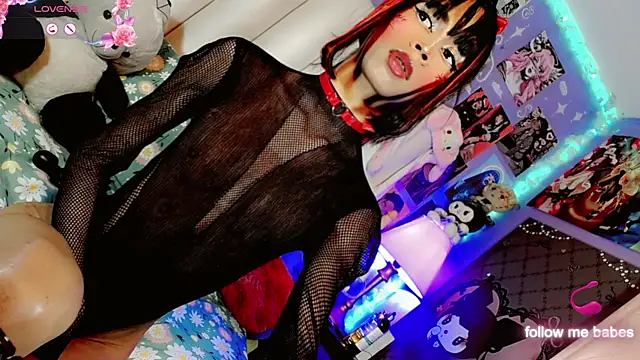 Snapshot of Jadee_Ariell chatting on October 18, 2025, 11:07 pm Jadee Ariell online show from October 18, 2025, 11:07 pm