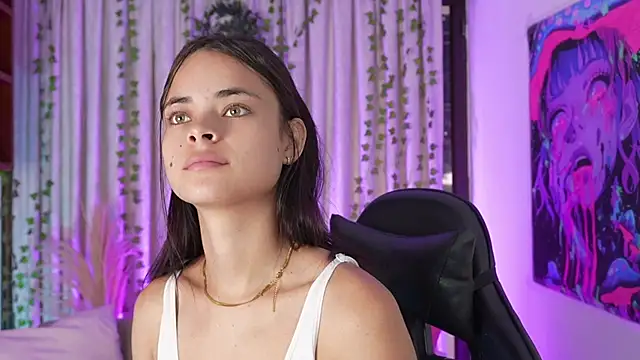 HannaRhodes online show from January 9, 2026, 1:40 pm