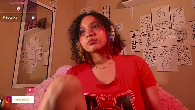 Snapshot of MadelineBenet chatting on March 18, 2025, 1:57 am MadelineBenet online show from March 18, 2025, 1:57 am