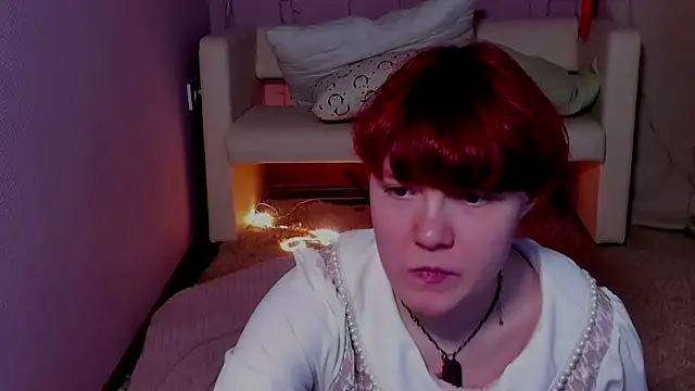 DreamyLuna online show from March 6, 2025, 8:37 pm