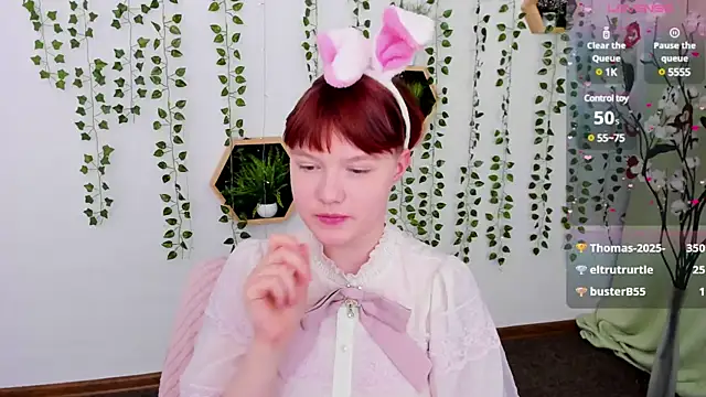 DreamyLuna online show from March 21, 2025, 12:18 am