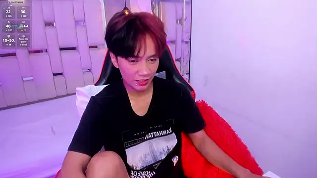 Snapshot of Eriol_ chatting on October 1, 2025, 12:09 pm Eriol online show from October 1, 2025, 12:09 pm
