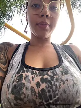 ray long222 online show from November 15, 2025, 2:43 pm