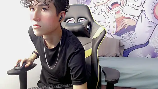 Snapshot of johnny_cagee chatting on February 7, 2025, 5:20 am johnny cagee online show from February 7, 2025, 5:20 am