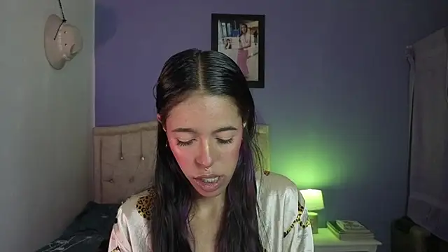 stephania t online show from March 24, 2026, 5:35 pm