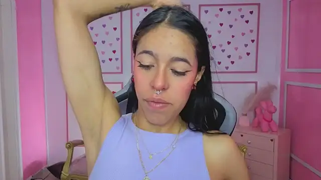 Snapshot of stephania_t chatting on February 3, 2026, 11:59 am stephania t online show from February 3, 2026, 11:59 am