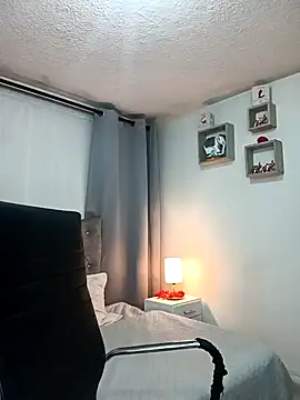 valeria gomezx online show from October 29, 2025, 10:03 am