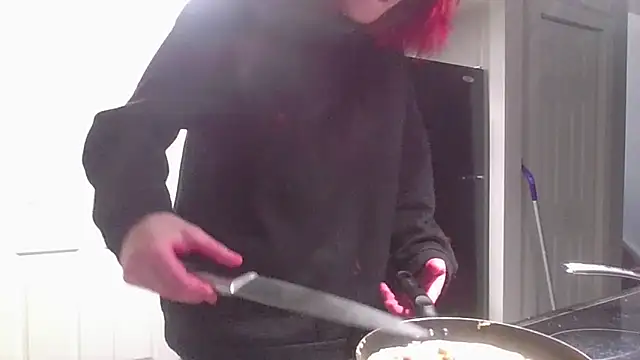 TheSexiest2025 online show from March 14, 2025, 10:49 pm