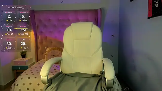 Snapshot of _Sophie__miller chatting on February 11, 2026, 7:36 pm Sophie miller online show from February 11, 2026, 7:36 pm