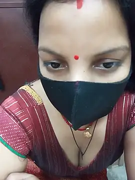 Snapshot of Manjudear chatting on July 7, 2026, 6:47 am Manjudear online show from July 7, 2026, 6:47 am