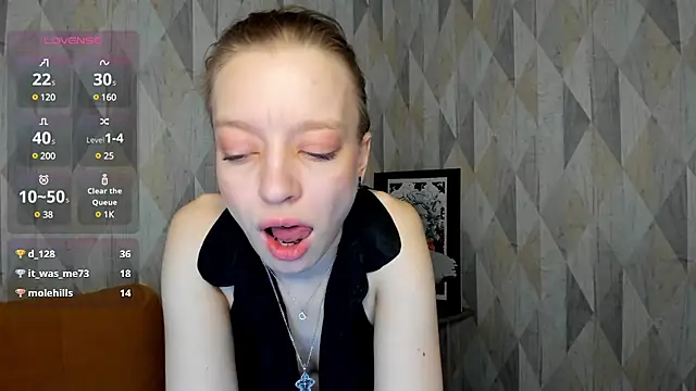 Snapshot of Michelle_Blond chatting on February 20, 2025, 1:30 pm Michelle Blond online show from February 20, 2025, 1:30 pm