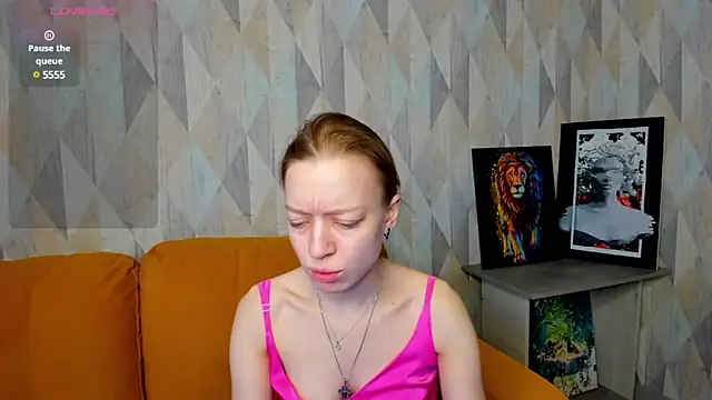 Snapshot of Michelle_Blond chatting on February 8, 2025, 7:04 am Michelle Blond online show from February 8, 2025, 7:04 am