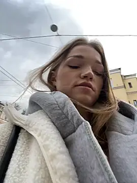 KitteCat online show from October 12, 2025, 12:28 pm