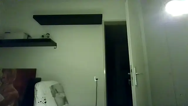 alpha-hunk online show from October 14, 2025, 6:41 pm