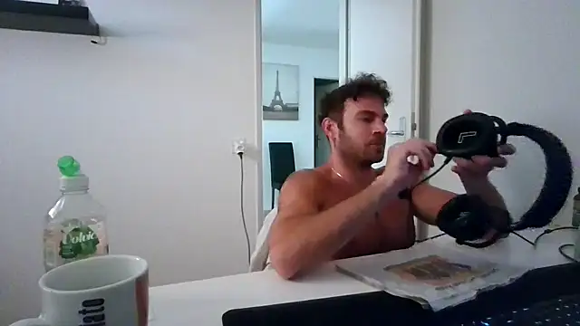 alpha-hunk online show from June 27, 2026, 8:53 am