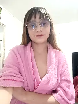 Lucyy-hess online show from January 5, 2025, 3:43 am