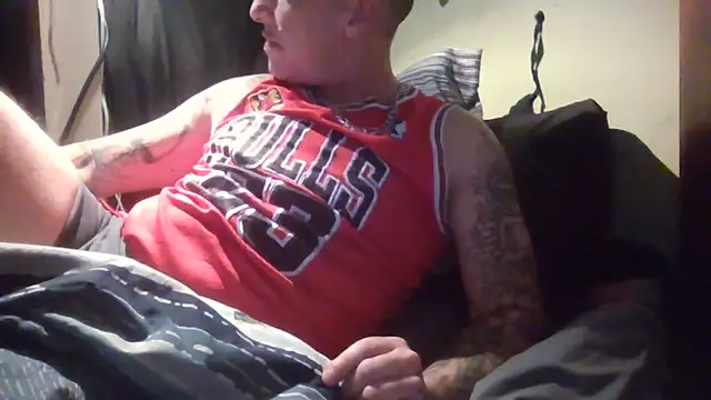 CandiedPompano online show from September 29, 2025, 7:52 pm