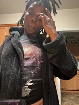 Snapshot of choclatepeaach chatting on April 3, 2026, 3:46 am choclatepeaach online show from April 3, 2026, 3:46 am