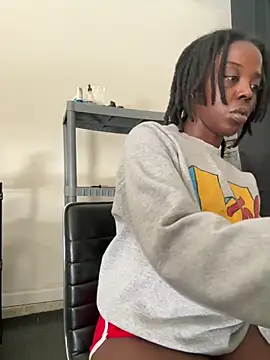 Snapshot of choclatepeaach chatting on March 24, 2026, 8:53 pm choclatepeaach online show from March 24, 2026, 8:53 pm