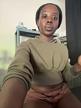 Snapshot of choclatepeaach chatting on April 8, 2026, 3:46 pm choclatepeaach online show from April 8, 2026, 3:46 pm