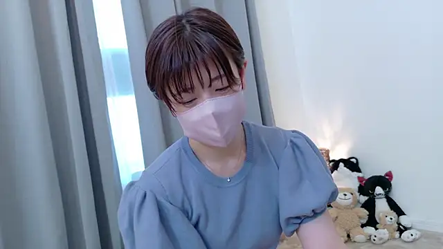 Risa 06 online show from November 8, 2025, 3:32 am