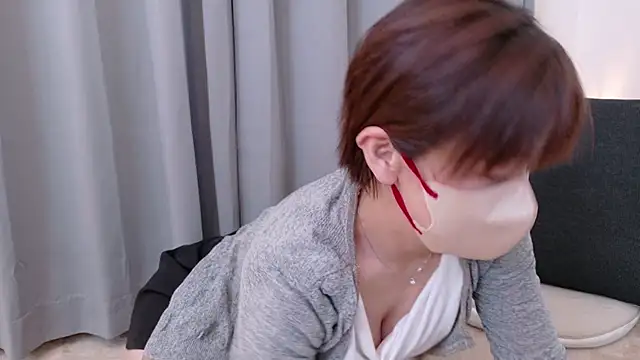 Risa 06 online show from December 14, 2025, 12:44 pm