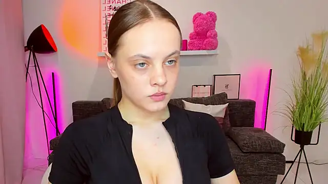 Snapshot of rora_skyline chatting on November 6, 2025, 7:07 pm rora skyline online show from November 6, 2025, 7:07 pm