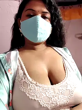 Snapshot of Dr_Chhaya chatting on February 23, 2026, 5:24 pm Dr Chhaya online show from February 23, 2026, 5:24 pm