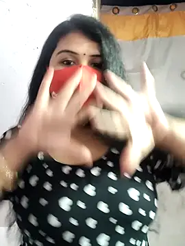 Snapshot of Dr_Chhaya chatting on January 11, 2026, 5:42 pm Dr Chhaya online show from January 11, 2026, 5:42 pm