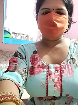 Snapshot of Dr_Chhaya chatting on January 7, 2026, 2:05 am Dr Chhaya online show from January 7, 2026, 2:05 am