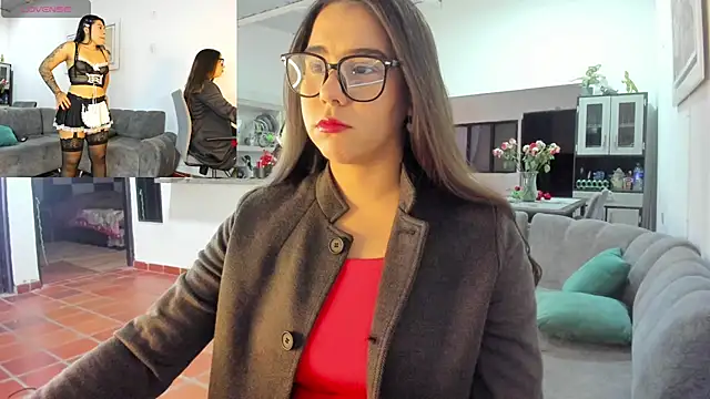 Snapshot of Caro_kitty- chatting on November 26, 2025, 12:27 pm Caro kitty- online show from November 26, 2025, 12:27 pm