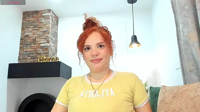 ebbafernandez  online show from October 3, 2025, 11:45 am