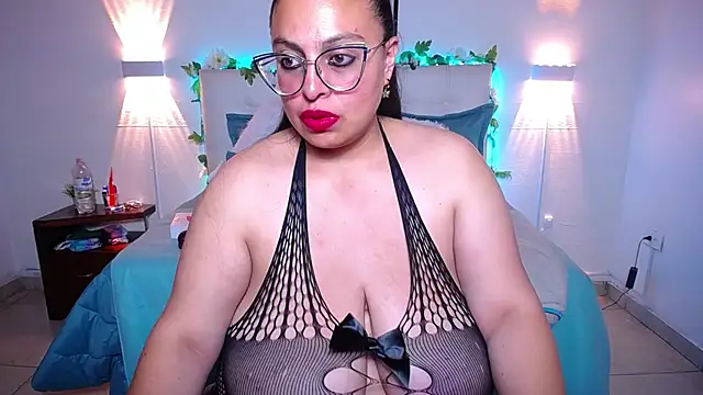 Dominique Montenegro online show from March 3, 2025, 7:07 pm