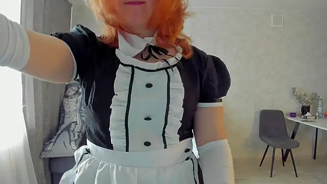 Miss Elsa  online show from May 13, 2026, 3:35 am