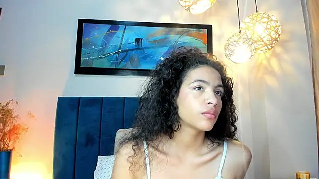 AntonellaHall  online show from October 18, 2025, 12:18 pm