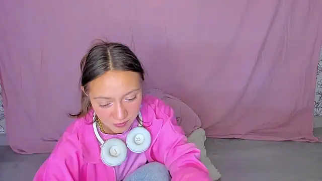 EllaSky xoxo online show from October 16, 2025, 7:22 pm