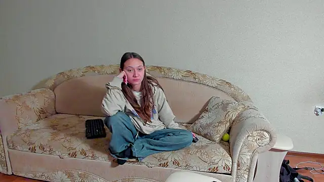 EllaSky xoxo online show from March 21, 2025, 4:17 am