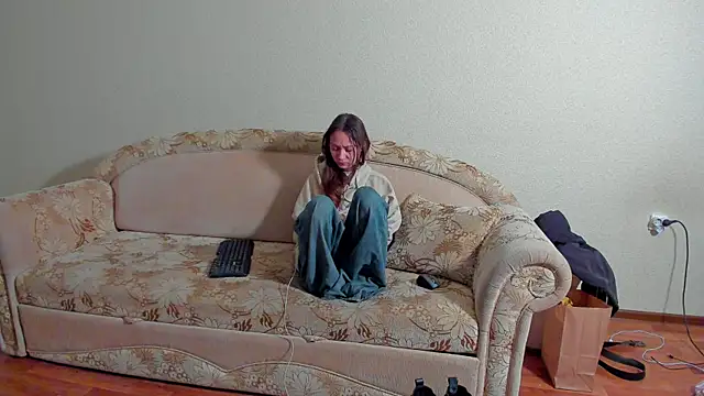 EllaSky xoxo online show from March 20, 2025, 5:46 am