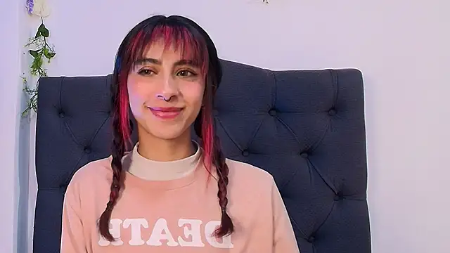 Alyssa jones online show from March 11, 2025, 3:58 am