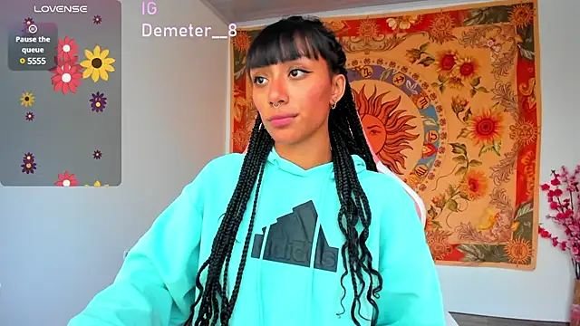 Snapshot of Demeter__ chatting on February 18, 2025, 10:36 pm Demeter online show from February 18, 2025, 10:36 pm