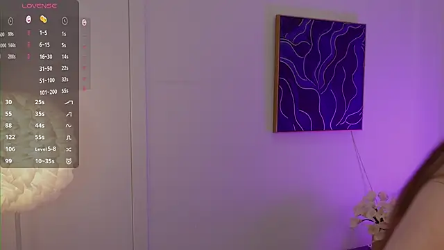 Lilly Colins online show from March 2, 2025, 6:46 pm