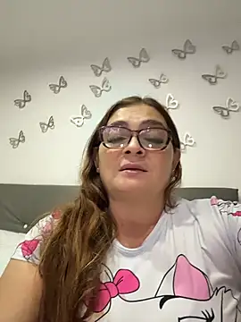 AntonellaAlondra4 online show from March 1, 2026, 4:12 am