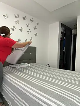 AntonellaAlondra4 online show from February 16, 2026, 2:37 pm