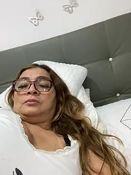 AntonellaAlondra4 online show from March 2, 2025, 12:03 pm