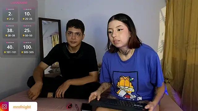 Snapshot of kitty_of_nighttt chatting on October 27, 2025, 3:18 am kitty of nighttt online show from October 27, 2025, 3:18 am