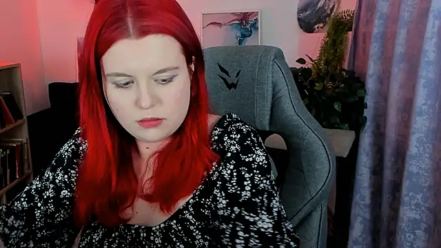 Snapshot of NielletaBlossom chatting on February 14, 2026, 11:21 am NielletaBlossom online show from February 14, 2026, 11:21 am